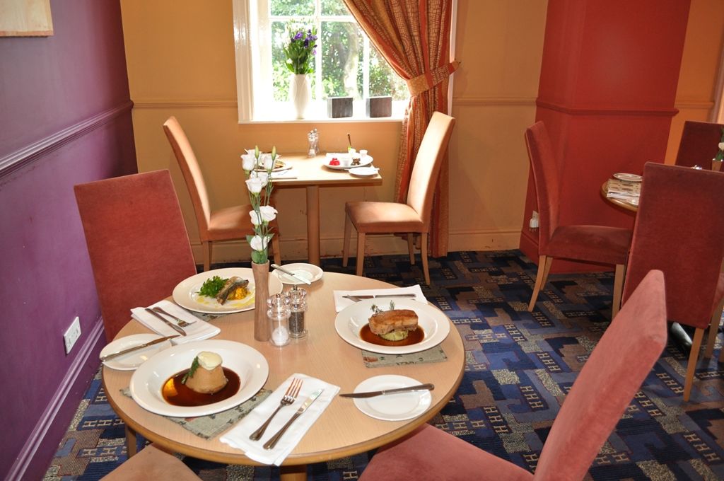Healds Hall Hotel Cleckheaton Restaurante foto